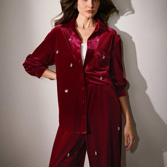 Burgundy Elegant Women's Velvet Button down top and Pant Suit set - Picture 5 of 7